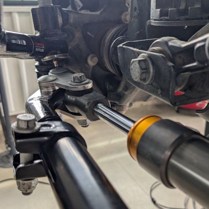 Wspornik mocowania siłownika APEX TSR do drążka Steer Smarts Yeti XD - ujęcie 3