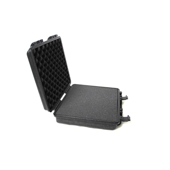 Wolfcase na Laptop o wymiarach 39x31x8,5 posiada piankę