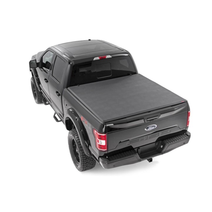 Miekka Pokrywa Skrzyni Ładunkowej 5' 5" Tri-Fold Rough Country Ford F150 15-18