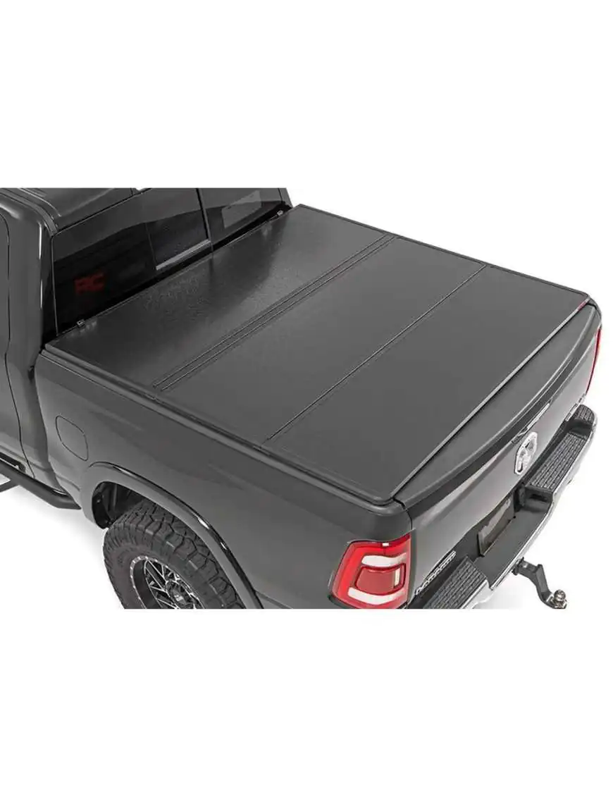 Hard Tri-Fold Bed Cover 6' 6" Rough Country - Dodge RAM 1500