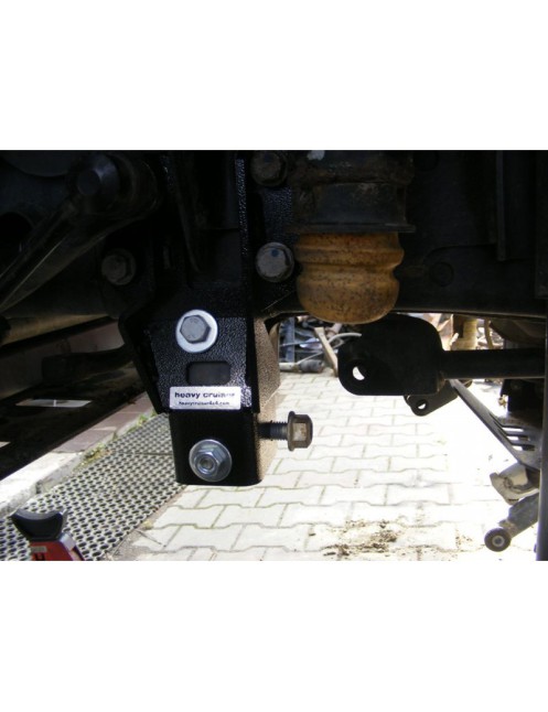Wzmocnienie mocowania drążka panharda do ramy Jeep Wrangler JK 2007-2018