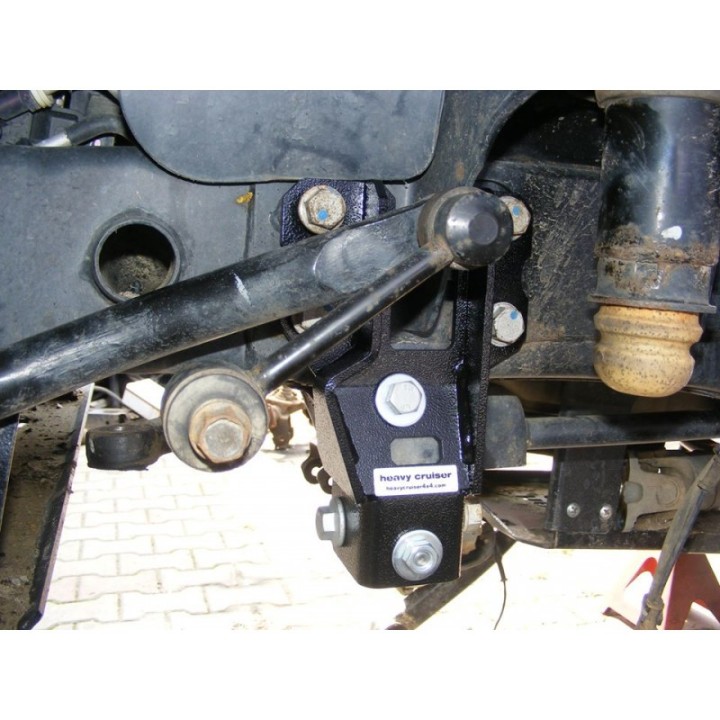 Wzmocnienie mocowania drążka panharda do ramy Jeep Wrangler JK 2007-2018
