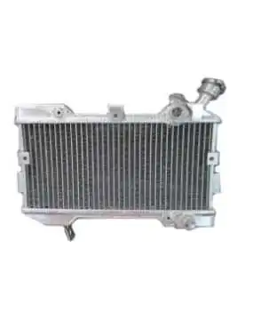 Chłodnica Suzuki LTR450 06-09 17710-45G00 | Szekla4x4.pl