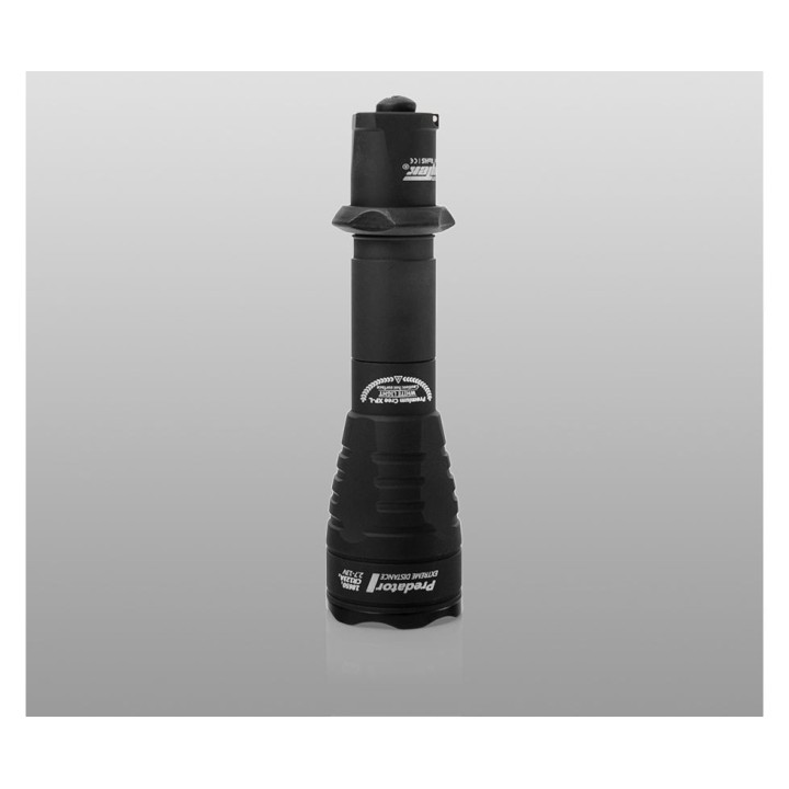 LATARKA TAKTYCZNA ARMYTEK PREDATOR (CZERWONE ŚWIATŁO)