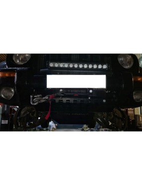 Osłona czołowa z płytą montażową wyciągarki aluminiowa Jeep Cherokee Liberty KJ 2.5d 2.8d 3.7 2002-2008
