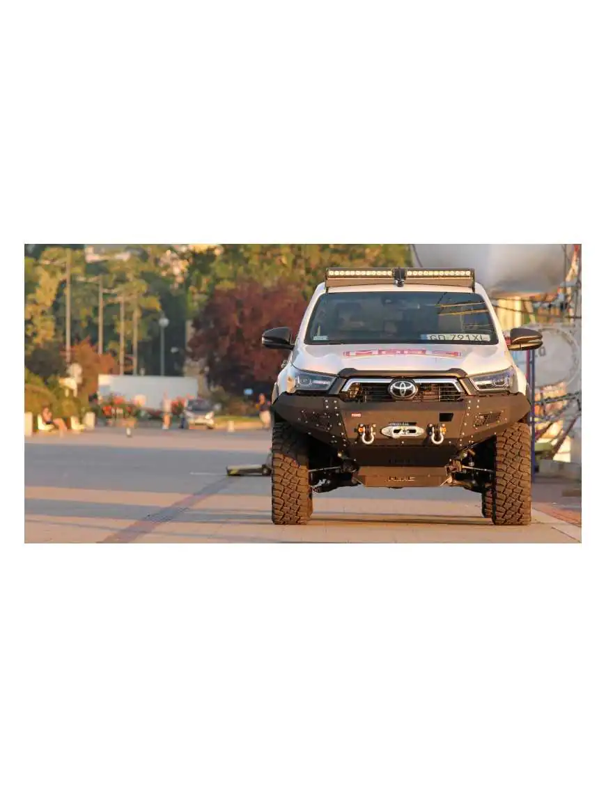 Zderzak przedni stalowy More 4x4 Toyota Hilux REVO