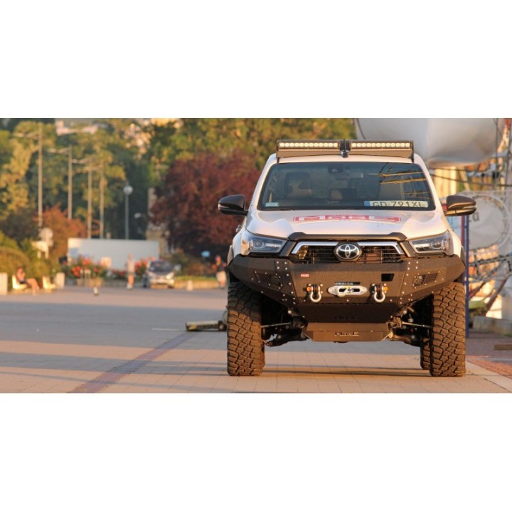 Zderzak przedni stalowy More 4x4 Toyota Hilux REVO