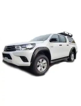 Poszerzenia błotników Toyota Hilux Revo