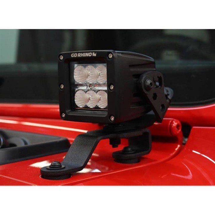 Uchwyty Montażowe Kwadratowej Lampy LED 3x3" pod Szybą Go Rhino - Jeep Wrangler JL