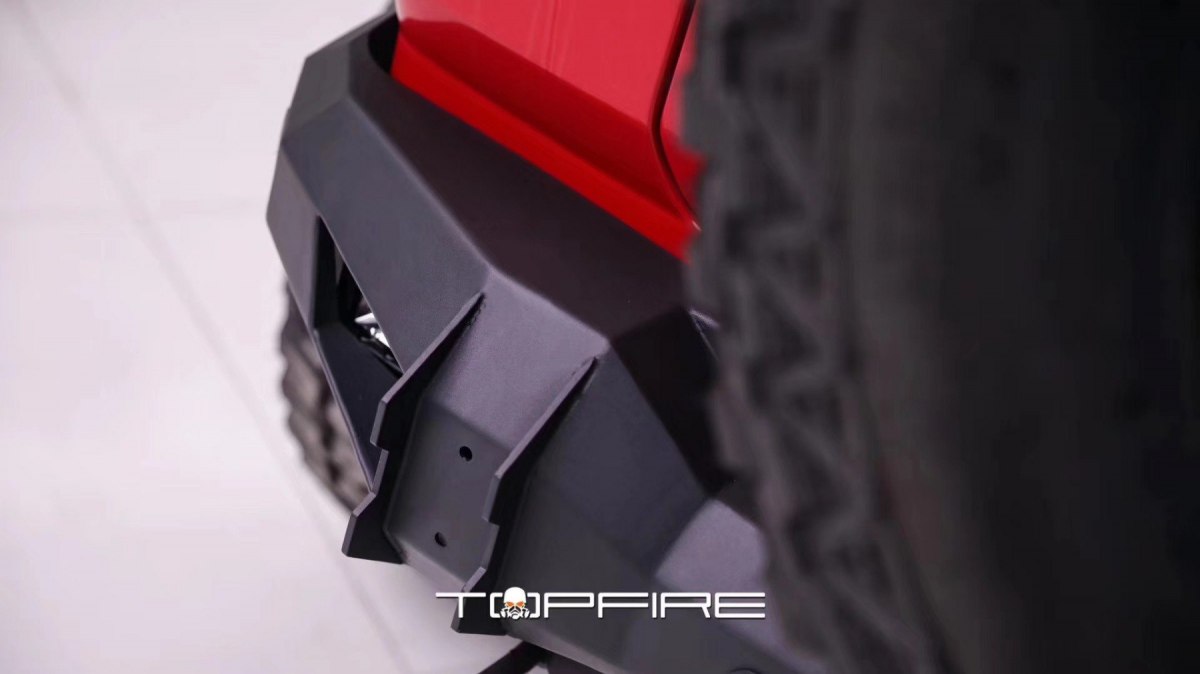Zbliżenie na narożnik zderzaka TopFire Marauder IV