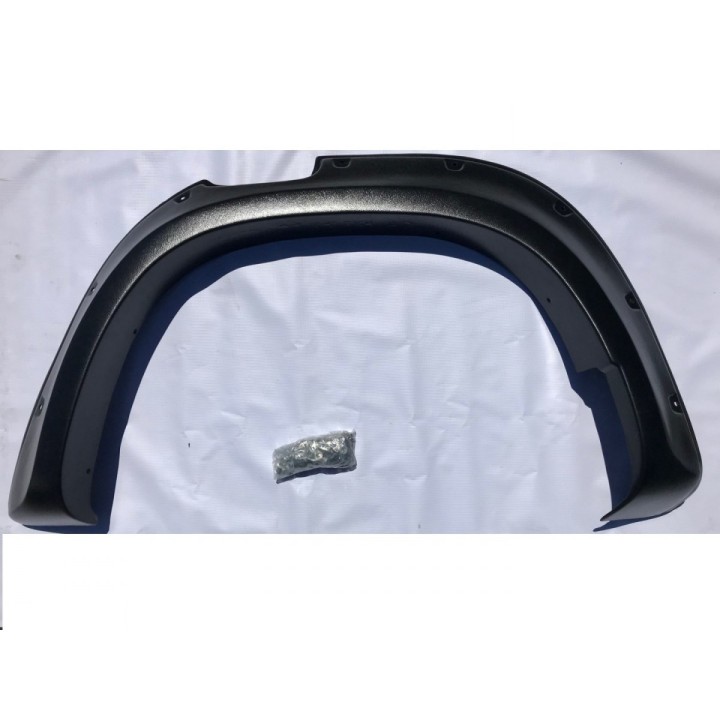 Poszerzenia Mitsubishi Tritron 2020