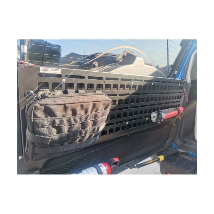 Stolik na drzwi do Suzuki Grand Vitara II