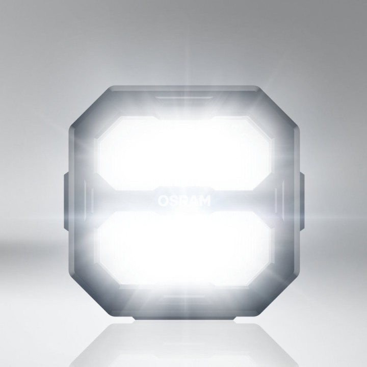 Cube PX Flood Beam 1500lm 54x117x113mm