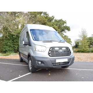 Zestaw dwóch lamp LAZER ST4 Evolution z systemem montażu w fabrycznym grillu - Ford Transit (2015 - 2019)