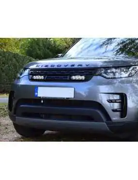 Zestaw dwóch lamp LAZER ST4 Evolution z systemem montażu w fabrycznym grillu - Land Rover Discovery V (2017 -) | Szekla4x4.pl