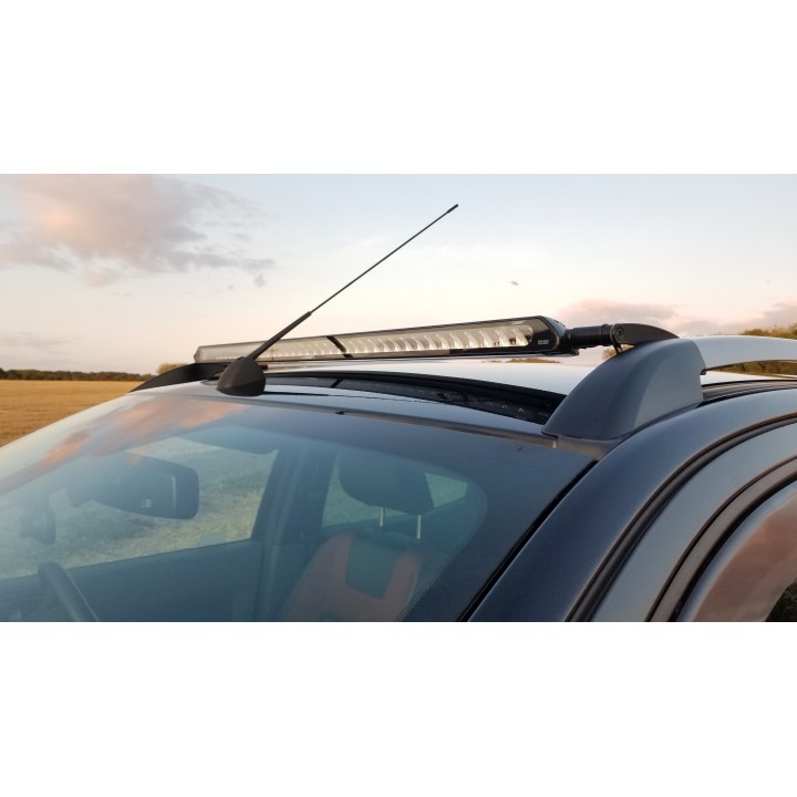 Zestaw do montażu na dachu lampy LAZER Linear-36 - Ford Ranger (2016 - 2022) wersja z relingami dachowymi - wysokość - ujęcie 3