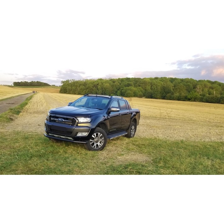 Zestaw do montażu na dachu lampy LAZER T24 Evolution - Ford Ranger (2016 - 2022) wersja z relingami dachowymi  - ujęcie 5