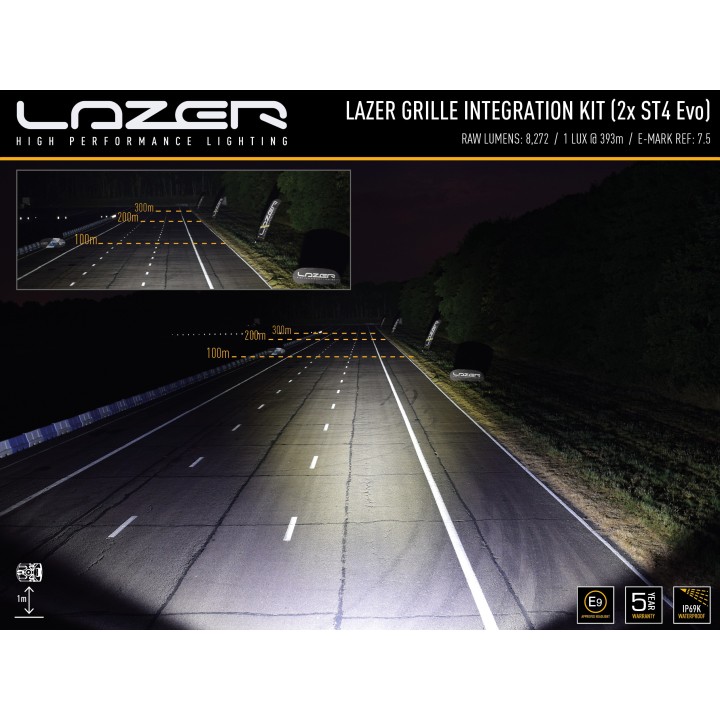 Zestaw dwóch lamp LAZER ST4 Evolution z systemem montażu w fabrycznym grillu - Volkswagen T6.1 (2019 -) - ujęcie 5