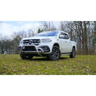 Zestaw dwóch lamp LAZER ST4 Evolution z systemem montażu w fabrycznym grillu - Mercedes X-Class V6 (2017-)