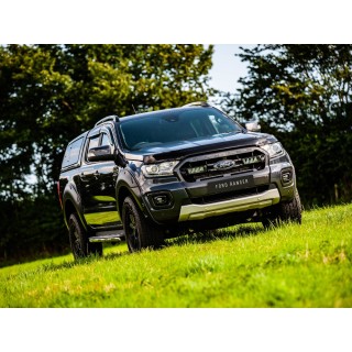 Zestaw dwóch lamp LAZER TRIPLE-R 750 (Gen2) z systemem montażu w fabrycznym grillu - Ford Ranger (2019 - 2022)