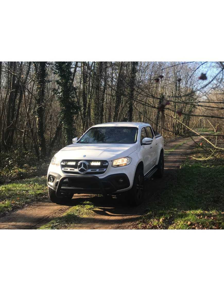 Zestaw dwóch lamp LAZER TRIPLE-R 750 Elite (Gen2) z systemem montażu w fabrycznym grillu - Mercedes-Benz X-Class (2017 -)