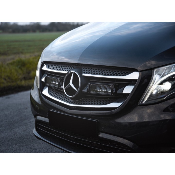 Zestaw dwóch lamp LAZER TRIPLE-R 750 Elite (Gen2) z systemem montażu w fabrycznym grillu - Mercedes-Benz Vito (2014 - 2020)