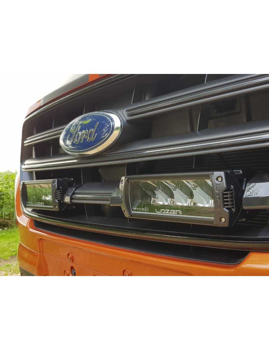 Zestaw dwóch lamp LAZER TRIPLE-R 750 Elite (Gen2) z systemem montażu w fabrycznym grillu - Ford Transit Custom (2018 -) 