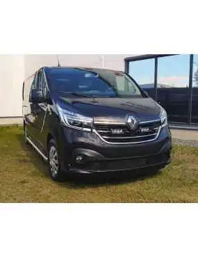 Zestaw dwóch lamp LAZER TRIPLE-R 750 (Gen2) z systemem montażu w fabrycznym grillu - Renault Trafic (2019 -) | Szekla4x4.pl