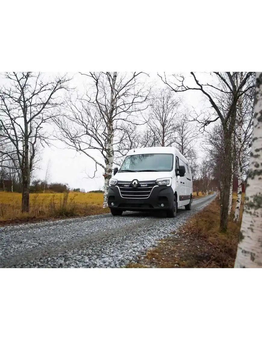 Zestaw dwóch lamp LAZER TRIPLE-R 750 (Gen2) z systemem montażu w fabrycznym grillu - Renault Master (2019 -) | Szekla4x4.pl