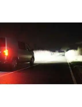 Zestaw dwóch lamp LAZER TRIPLE-R 750 (Gen2) z systemem montażu w fabrycznym grillu - VW T6.1 (2019 -) | Szekla4x4.pl