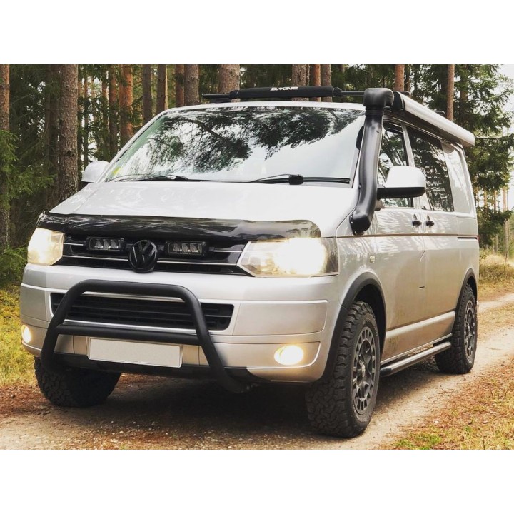 Zestaw dwóch lamp LAZER TRIPLE-R 750 Elite (Gen2) z systemem montażu w fabrycznym grillu - VW T5 (2010 -) - ujęcie 3