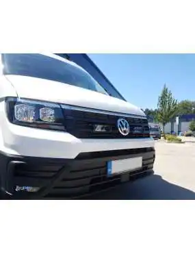 Zestaw dwóch lamp LAZER TRIPLE-R 750 Elite (Gen2) z systemem montażu w fabrycznym grillu - VW Crafter (2017 -) | Szekla4x4.pl