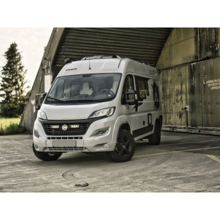 Zestaw dwóch lamp LAZER TRIPLE-R 750 (Gen2) z systemem montażu w fabrycznym grillu - Fiat Ducato (2014 -) - ujęcie 2
