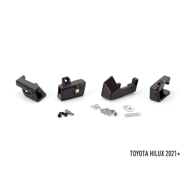 Zestaw dwóch lamp LAZER Linear 6 z systemem montażu w fabrycznym grillu - Toyota Hilux (2021 -) - ujęcie 9