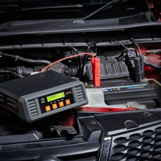 BATTERYcharge PRO 30A OSCP3024 BATTERY OSRAM - ujęcie 2