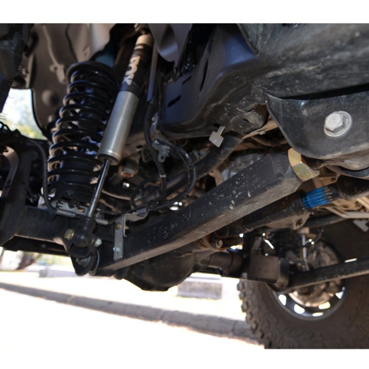 Zestaw regulowanych wahaczy short arm Clayton Off Road Overland+ Lift 0-5"