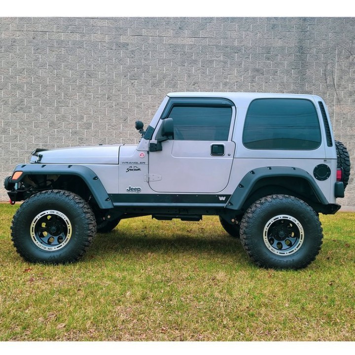 Zestaw zawieszenia Clayton Off Road Overland+ Lift 4"
