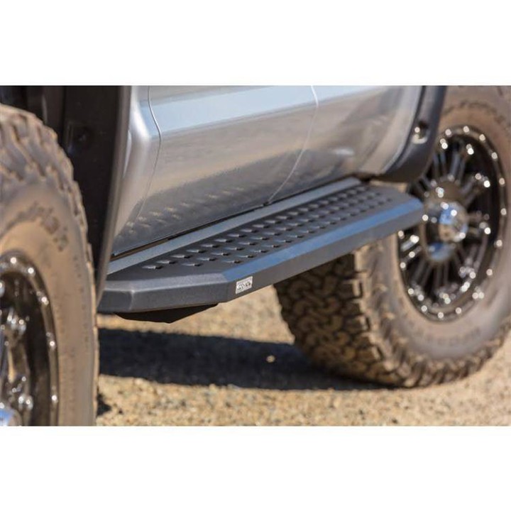 Progi boczne Bedliner Go Rhino RB20