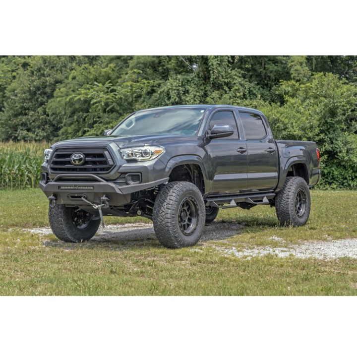 Zderzak stalowy zwiększony prześwit przód Rough Country Hybrid
