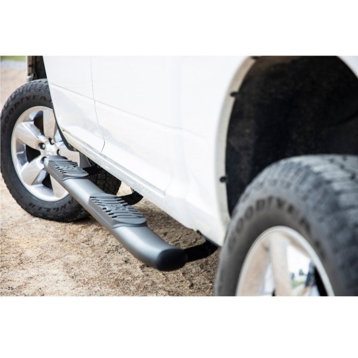 Progi, stopnie Rough Country Crew Cab