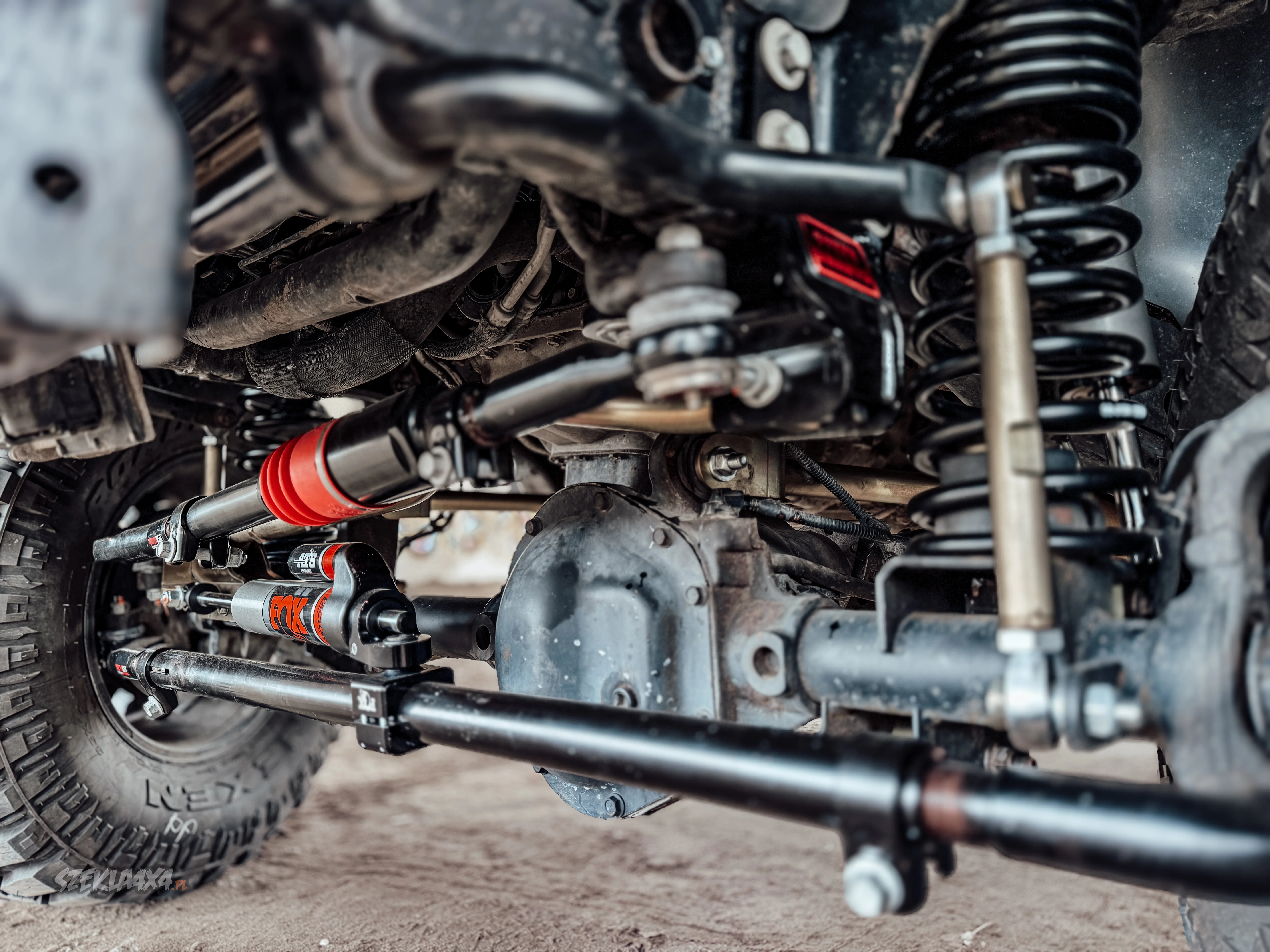  Jeep Wrangler JK – LIFT 3.5” – Maksymalna poprawa prowadzenia! 