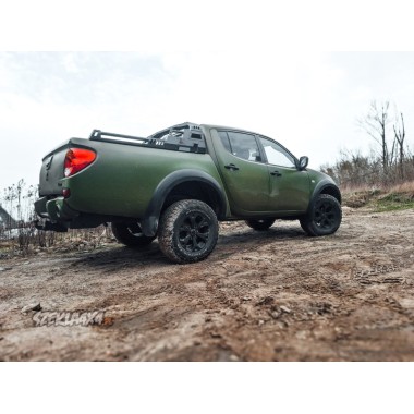 Wyciszenie wnętrza i konserwacja Mitsubishi L200