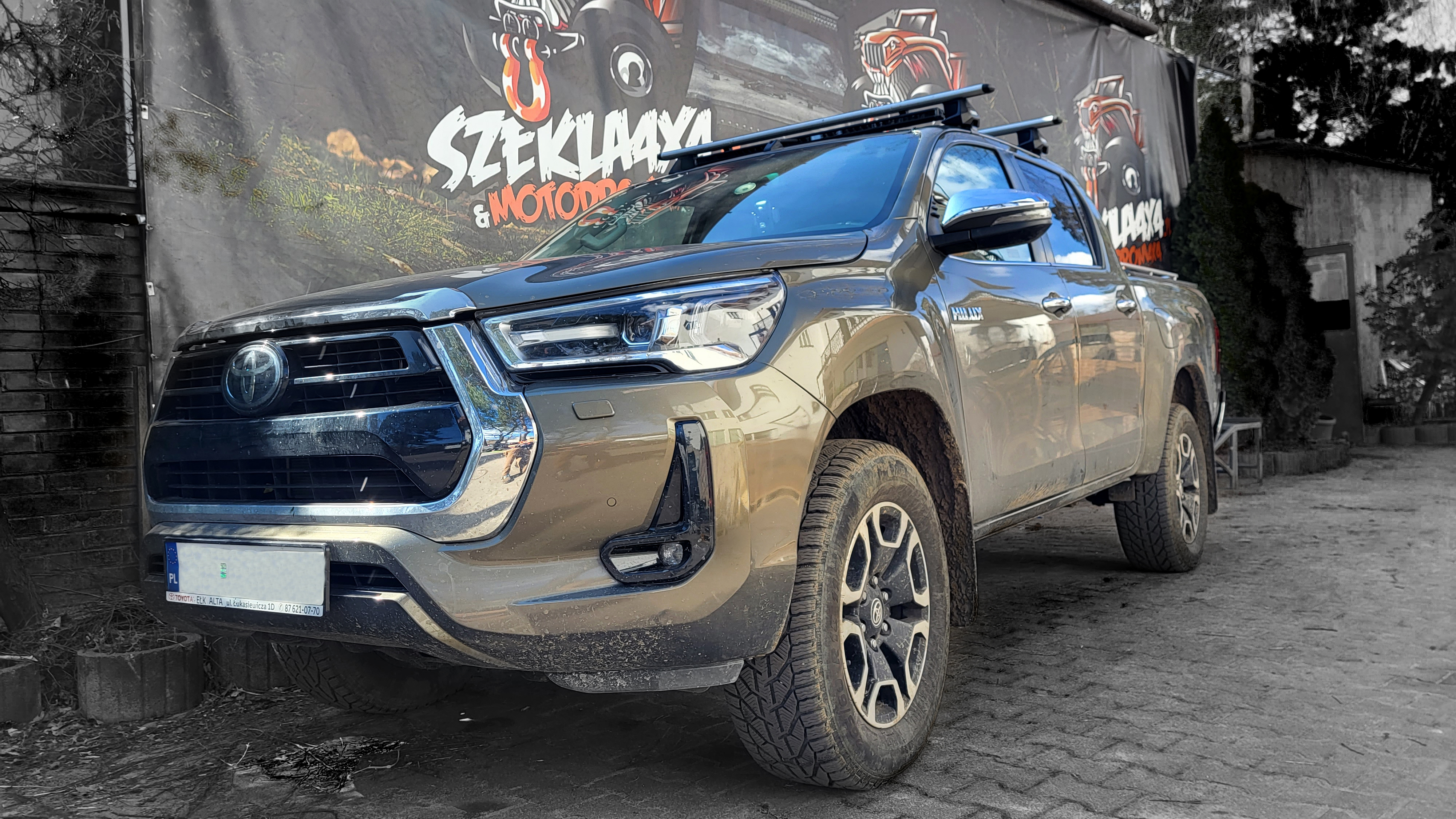 Montaż Osram VX1000-CB SM LEDBAR na bagazniku Toyota Hilux