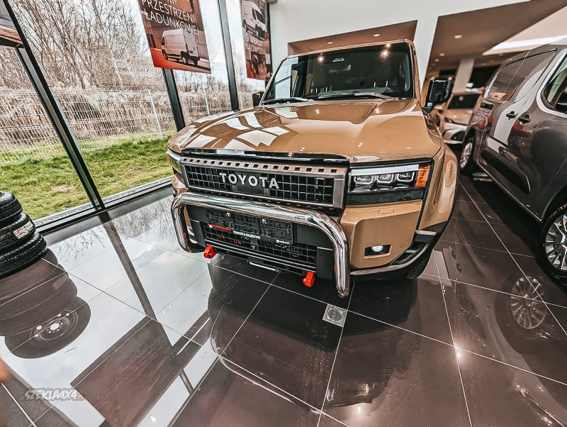 Wyciągarka do Toyota Land Cruiser 250 – montaż, płyta pod wyciągarkę i sprawdzone rozwiązania Wyciągarka do Toyota Land Cruiser 250 – montaż, płyta pod wyciągarkę i sprawdzone rozwiązania