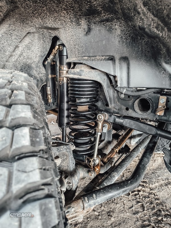 Jeep Wrangler JL / Gladiator po lifcie MetalCloak – czy to najlepszy upgrade do off-roadu?