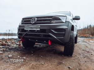 Rival 4x4 montaż wyciągarki Warn w Volkswagen Amarok 