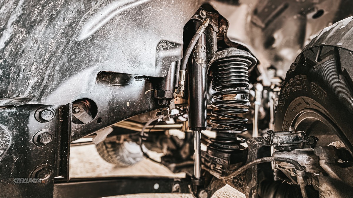 3467440798.thumbnail.jpg